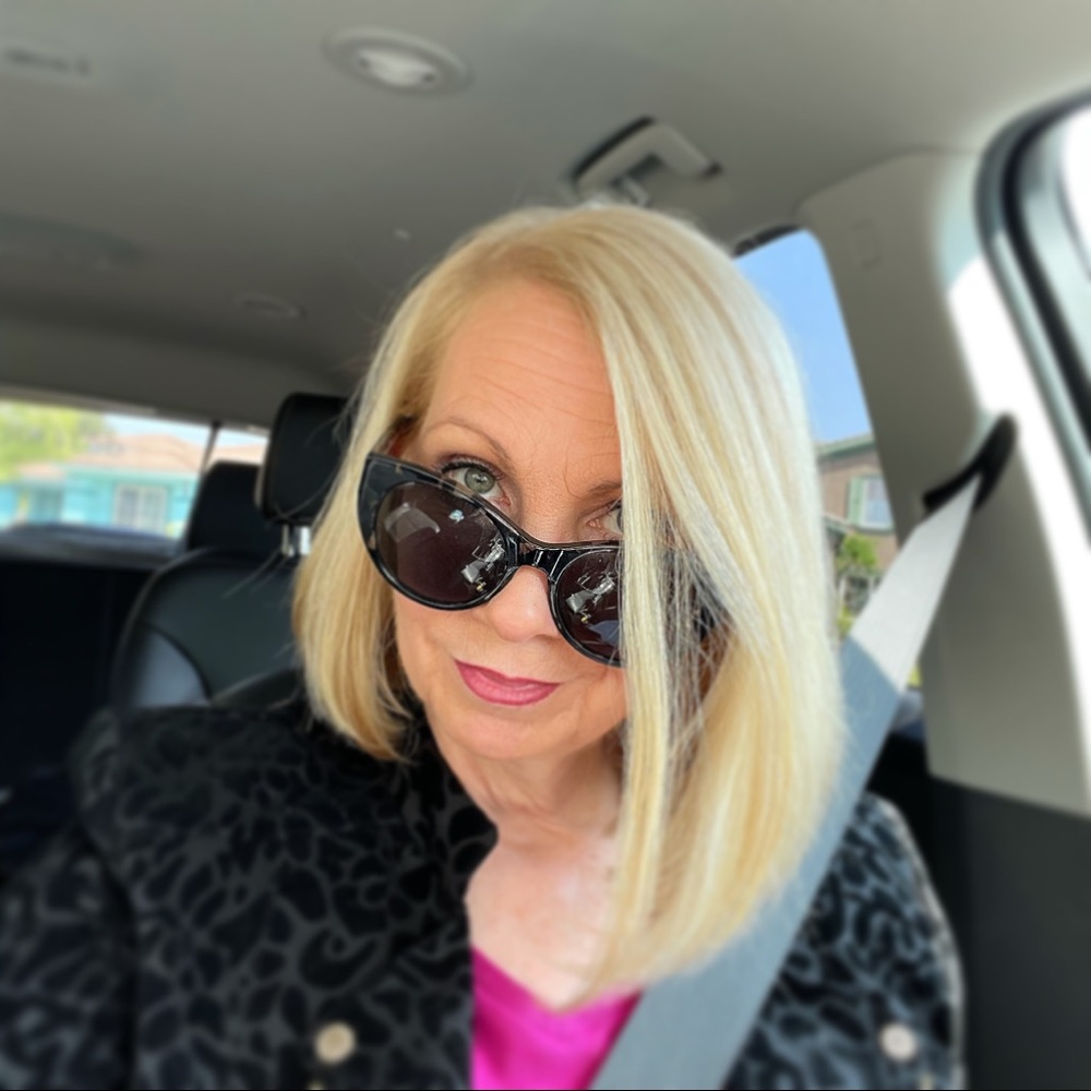 Meet your Posher, Cyndi